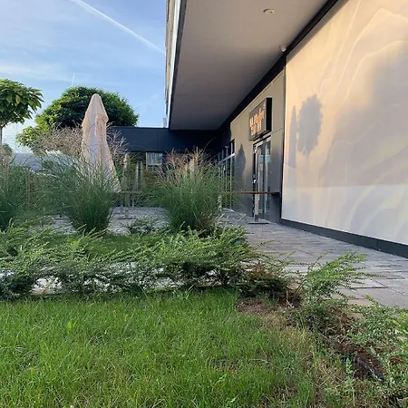 Urban Ring Готель 4*