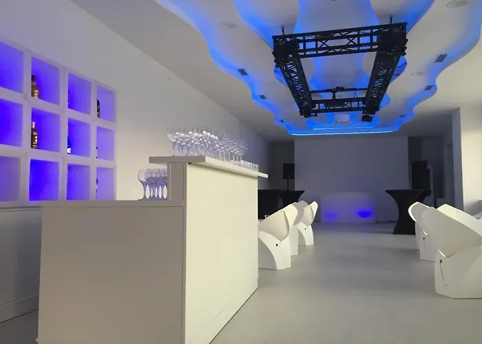 Urban Ring Готель Любляна